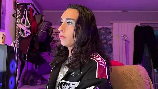 xoFrankie online show from January 12, 1:11 am