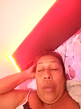 Naomi-Mature online show from January 10, 8:19 am