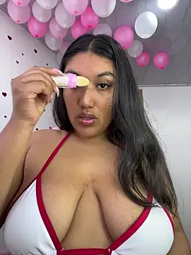 SharaRous online show from March 28, 9:24 pm