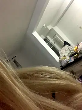 loiragoxtosinnha online show from November 6, 4:40 am