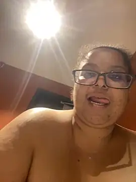 wishuhope4 online show from December 1, 8:55 pm