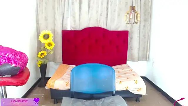 luisa  torres online show from November 7, 3:45 am