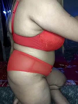 Mrs-punjaban online show from November 19, 8:31 pm