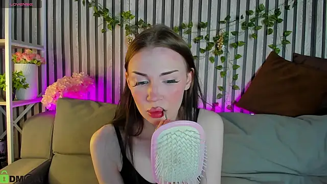 Jennie Hunter online show from February 12, 10:06 am