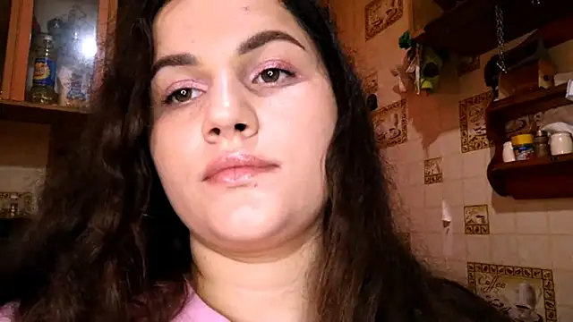 DierdreCousineau online show from October 18, 8:39 am