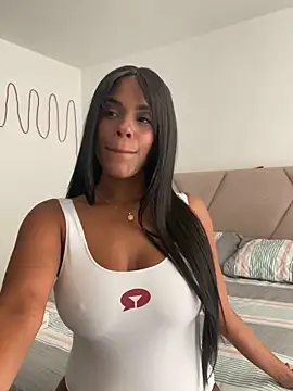 QueenShani online show from October 25, 9:43 pm