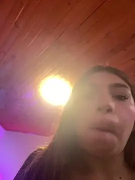 Isabella18 pink online show from February 6, 6:22 pm