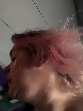 Courdles online show from January 7, 9:07 pm