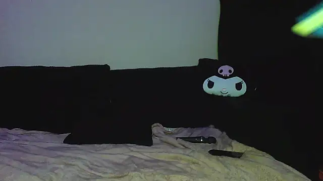   Leyla   online show from September 17, 7:01 pm