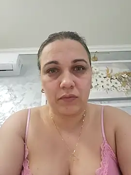 PalomaDesireee online show from April 1, 6:27 pm