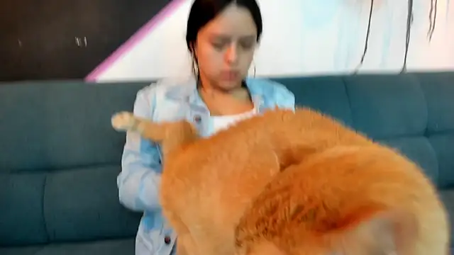 EmilyHarperr online show from October 23, 12:00 pm