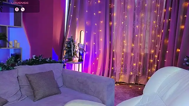 Lucy louras online show from January 13, 11:25 am