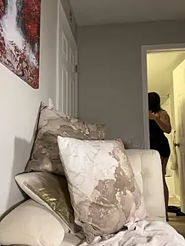 Myonlyprincess1 online show from October 4, 11:09 pm