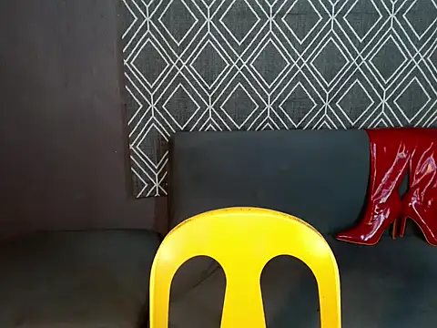 hugesignificant 69 online show from September 29, 11:37 am