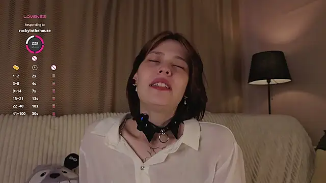 LurleneRamo online show from September 28, 1:23 am