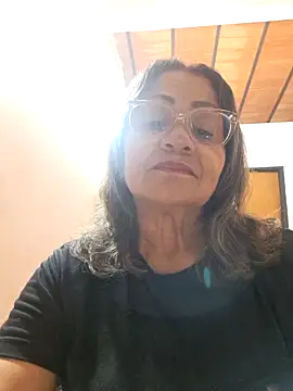 Vickysweeeettt online show from April 8, 2:03 am