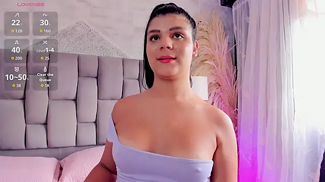 PauliinaBelle  online show from June 13, 3:09 pm