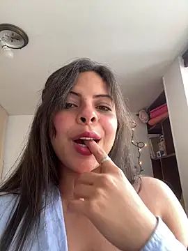 MiaCollinssx online show from December 22, 3:59 pm