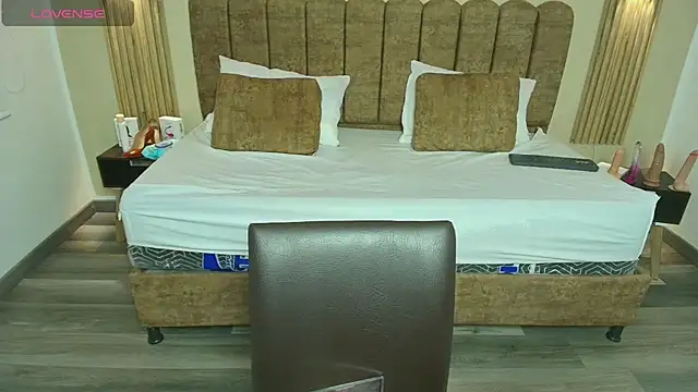 SexyRachel  online show from October 14, 11:57 am