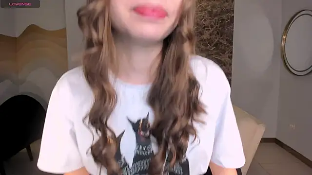 TiffannySins online show from November 21, 3:30 am