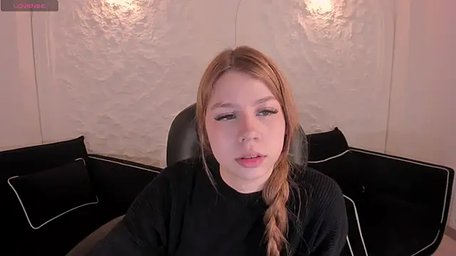 TiffannySins online show from April 14, 4:23 am