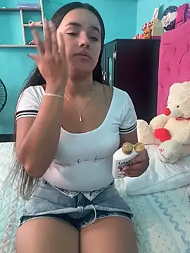 Luciaparker03 online show from September 27, 6:59 pm