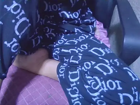 Sweeetgurll online show from October 5, 12:10 pm