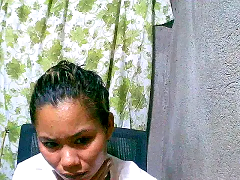 Sweeetgurll online show from September 17, 8:23 am