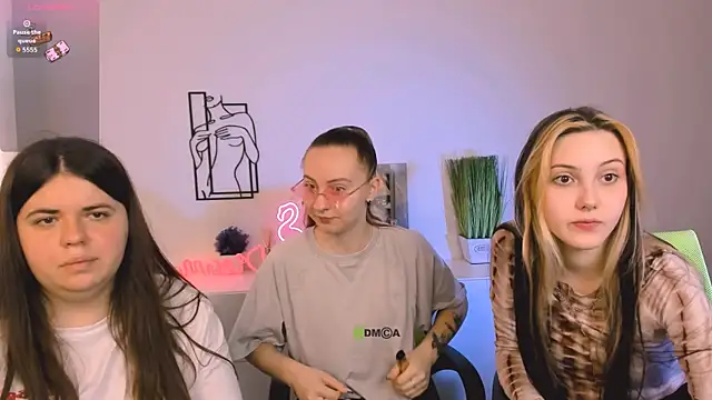 luna tin online show from September 9, 8:25 am