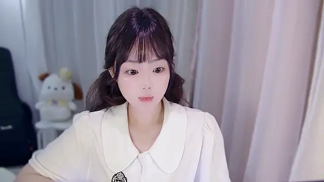 YUANYUAN-A online show from November 9, 9:49 am