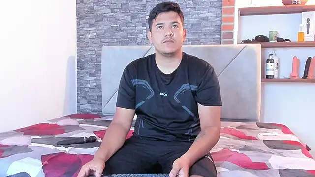 Sexxyy Couple  online show from May 10, 7:27 pm