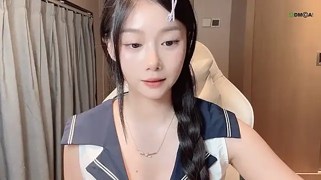 Makinghappymyself  online show from November 14, 9:53 am