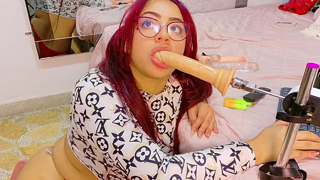 DaniniAnderson online show from September 13, 4:42 am