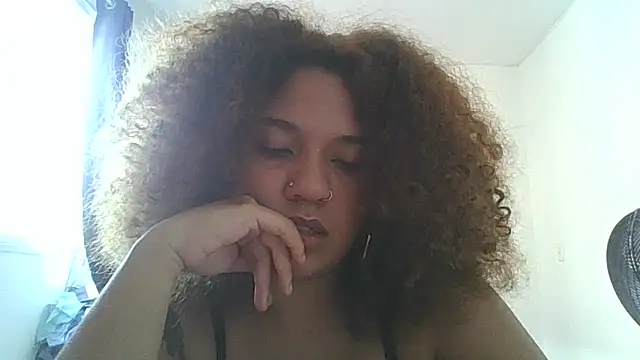 MorganaBelc online show from April 22, 6:38 pm