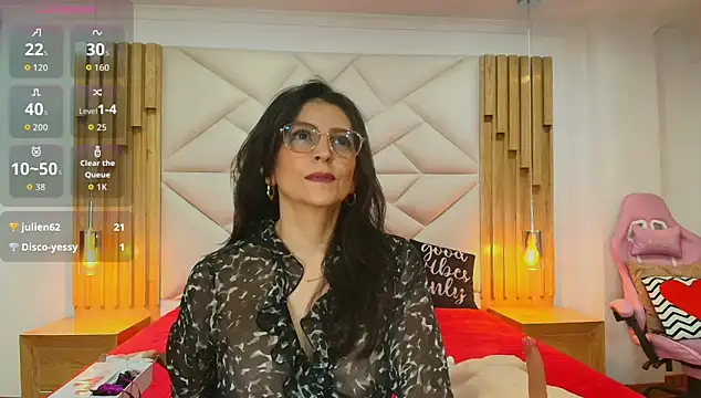 allie pearl online show from October 7, 12:31 pm