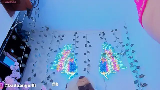 midnight angell online show from March 1, 4:56 am