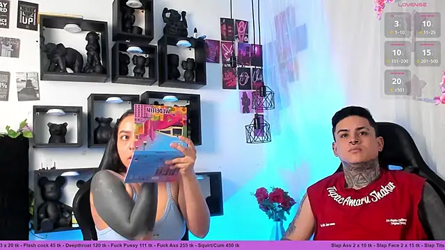 Sarahandzack online show from November 4, 5:07 pm