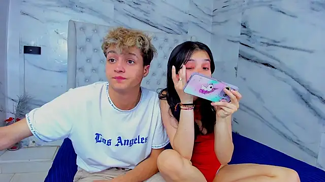 Ari and Storm online show from September 23, 9:13 pm