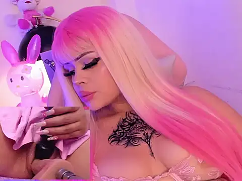 Missy Aprill online show from September 24, 1:32 pm