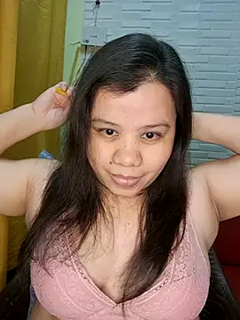 hotlyn45 online show from February 8, 12:20 pm