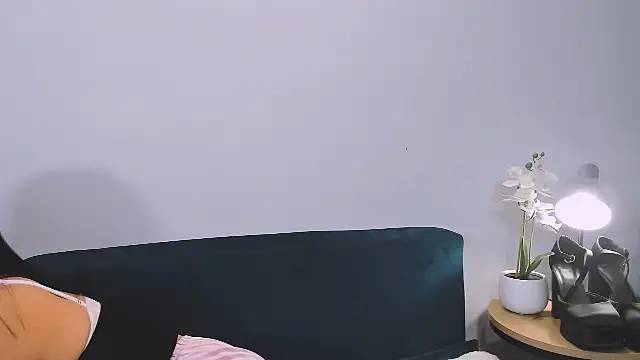 TaliaAdorable online show from January 11, 4:45 pm