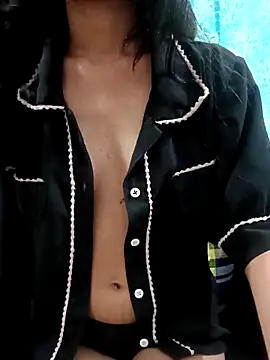 Daizy Shah online show from November 15, 11:17 pm