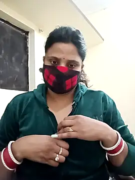 Shikha-mehra7 online show from November 17, 4:30 pm