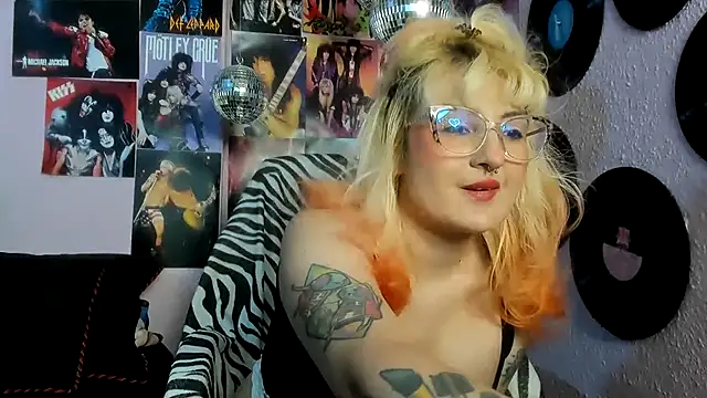 Avril Maria online show from March 15, 11:07 pm