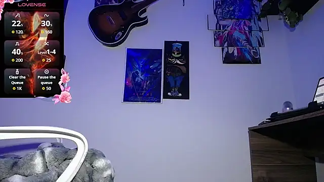 moonligth18 online show from October 9, 1:10 am