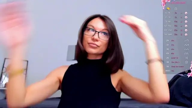 KellySmitS online show from March 17, 5:11 am