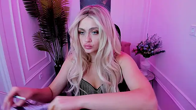 LeslieMineg online show from September 10, 2:28 pm