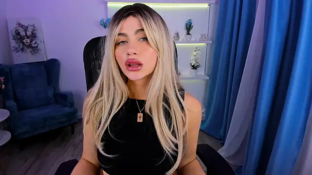 LeslieMineg online show from November 21, 8:22 pm