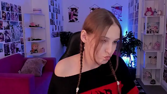 JenniferKiim online show from September 17, 11:41 am