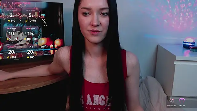 Veliora online show from October 30, 4:19 pm